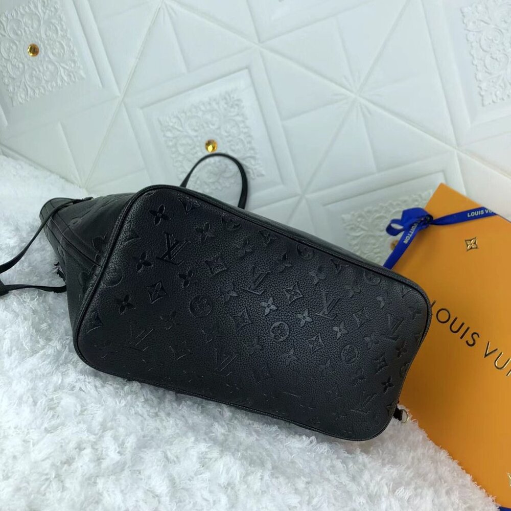 Louis Vuitton NEVERFULL Tourterelle LV Black Totes Bags - Picture 4 of 7